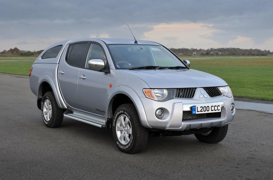  Mitsubishi L200 Trojan 2009 года  (фото 8 из 11)